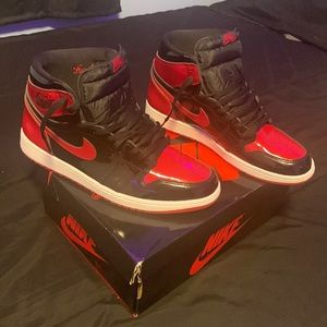 Air Jordan 1 Retro High OG (Patent Leather Bred Colorway)